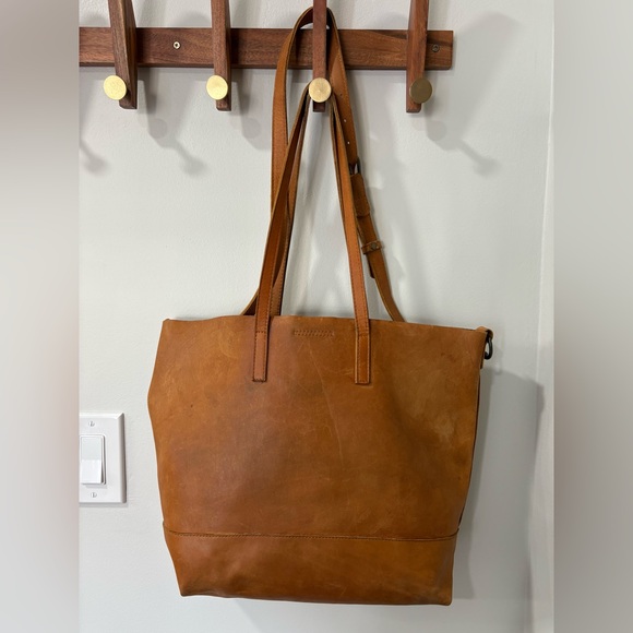 • ABLE Tote • - Picture 2 of 8